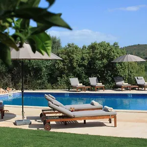 Quinta Da Luz - A Luxury Boutique Bed & Breakfast